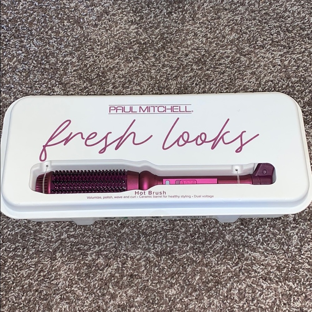 NWT Paul Mitchell Fresh Looks Hot Brush